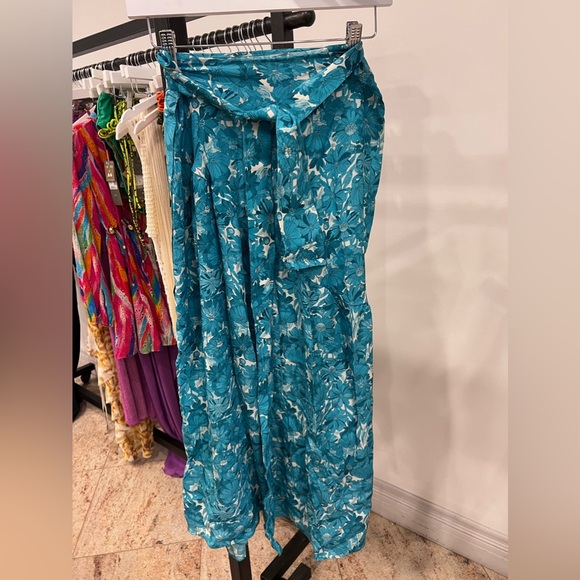 ADRIANA DEGREAS - Picture 2 of 5